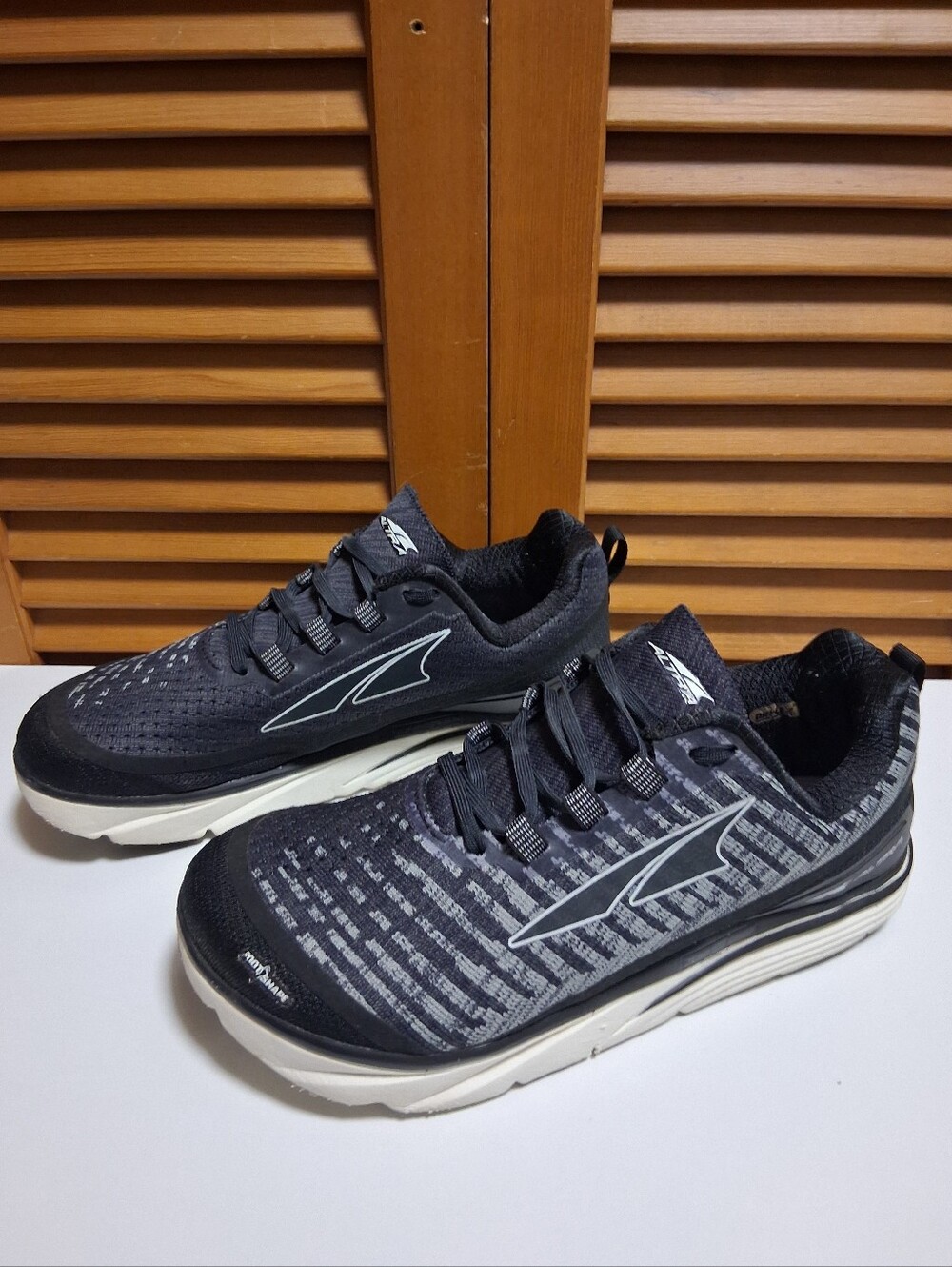 Altra Torin Knit 3.5 Women's Running Shoe * Size: 9.5